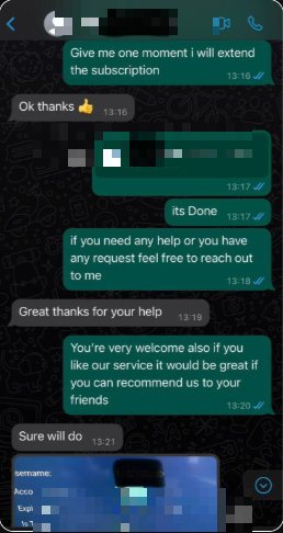 WhatsApp chat: customer thanks support for extending their subscription